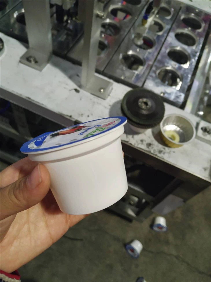 Automatic Chocolate Biscuit Planet Cup Popcorn Corn Cup Filling Machines