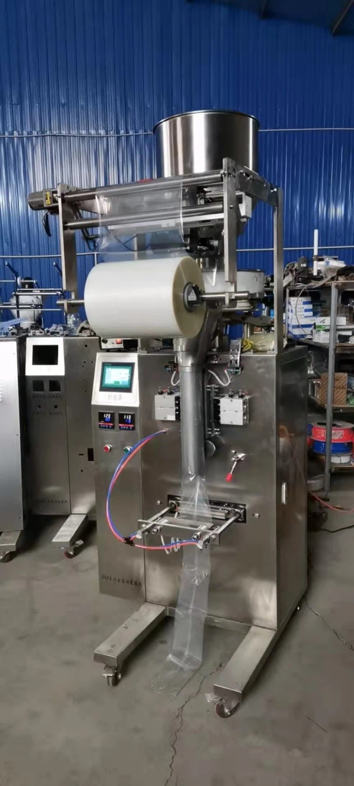 Granule Packing Machine 3